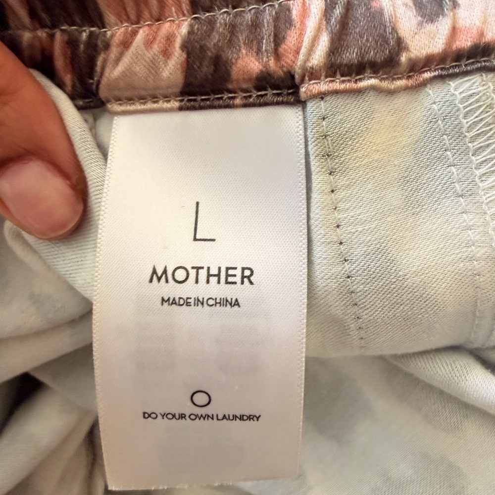 MOTHER The Lounger Leopard Print Ankle
Track Pants In Wildcat L - Picture 7 of 8